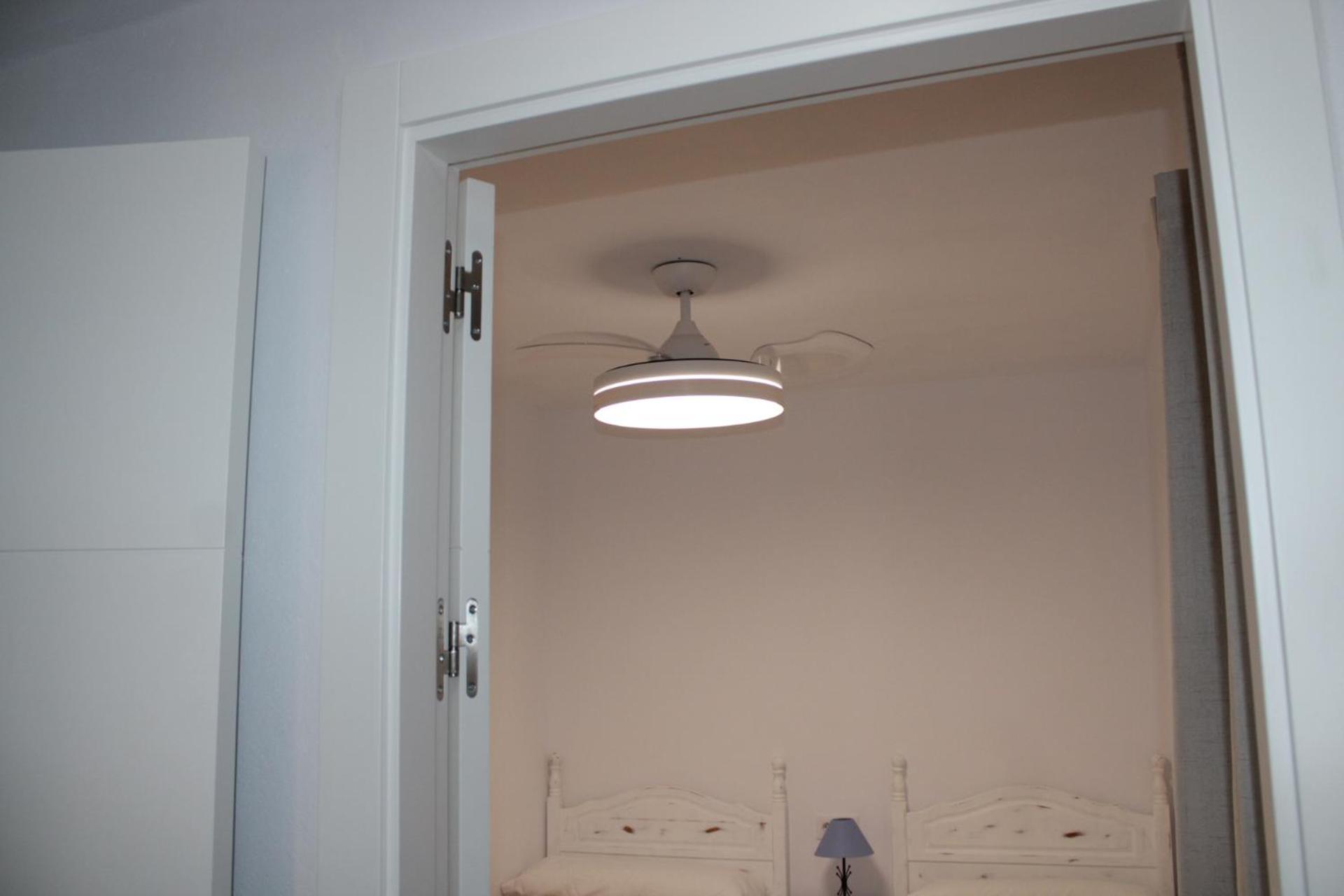 הוילה קוניל דה לה פרונטרה Casa Gardenia A 200M Playa Solo Familias חדר תמונה